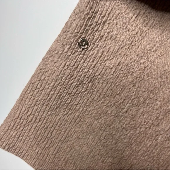 Lululemon Retreat Yourself Crop in Heathered Soft Sand - Picture 5 of 6